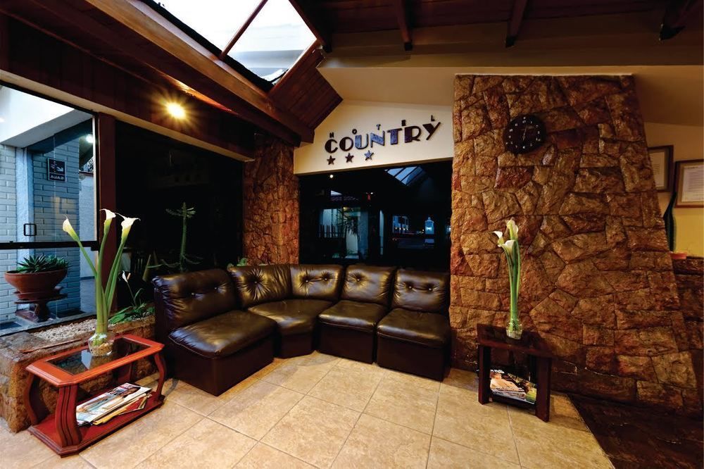 Hotel Country Trujillo Exteriör bild